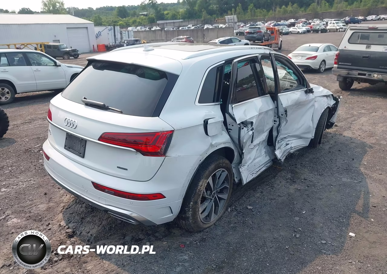 2023 Audi Q5 Premium Plus 45 Tfsi S Line Quattro VIN:WA1EAAFY2P2019342 - 4