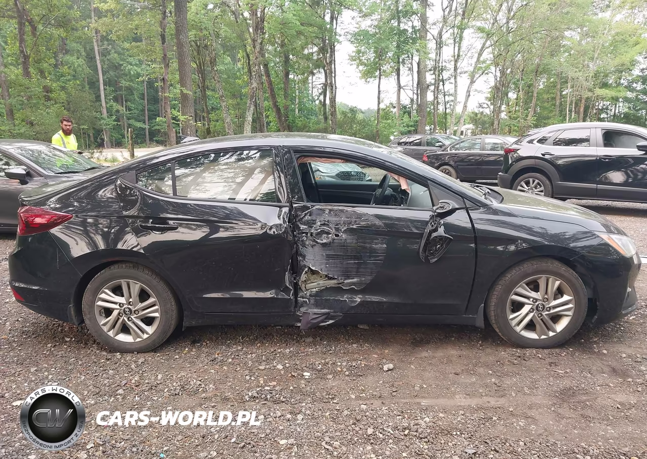 2019 Hyundai Elantra Sel VIN:5NPD84LF5KH412650 - 13