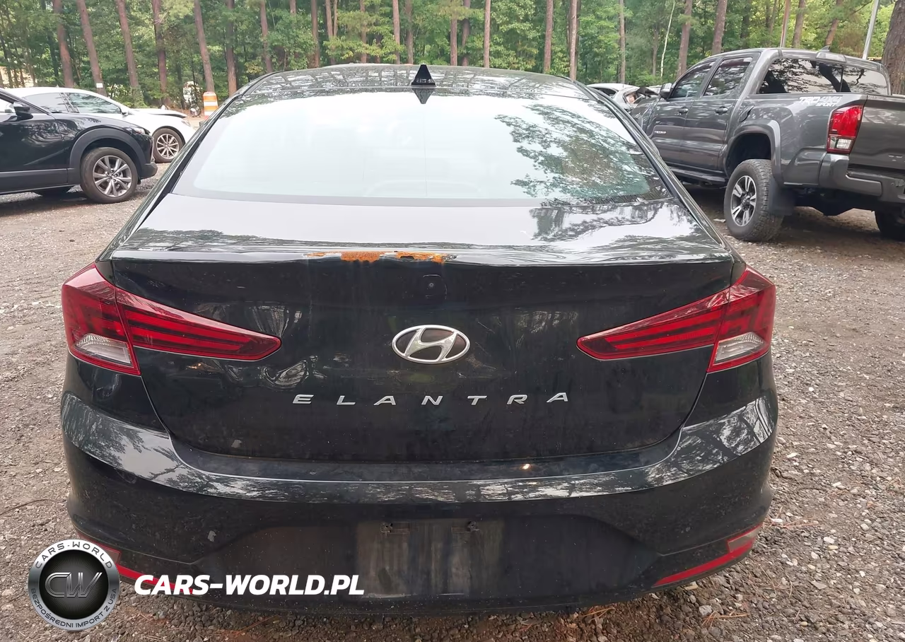 2019 Hyundai Elantra Sel VIN:5NPD84LF5KH412650 - 16