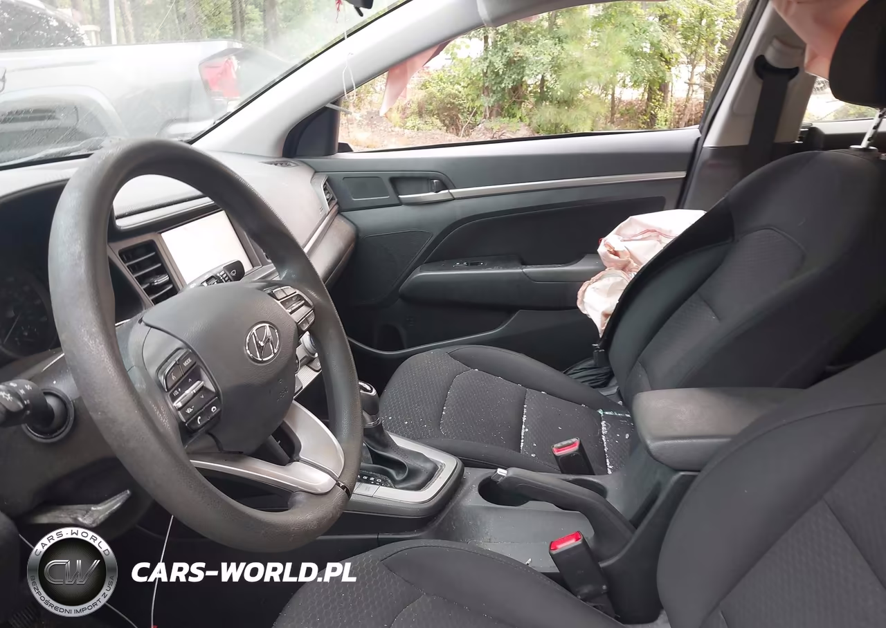 2019 Hyundai Elantra Sel VIN:5NPD84LF5KH412650 - 5