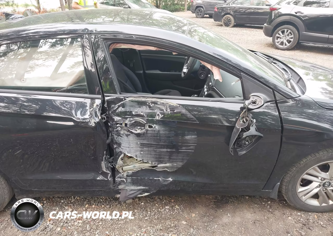 2019 Hyundai Elantra Sel VIN:5NPD84LF5KH412650 - 6