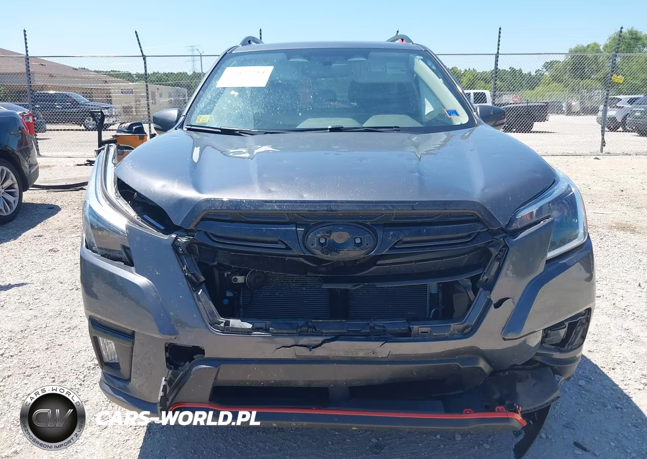 2022 Subaru Forester Sport VIN:JF2SKAJC8NH450152 - 12