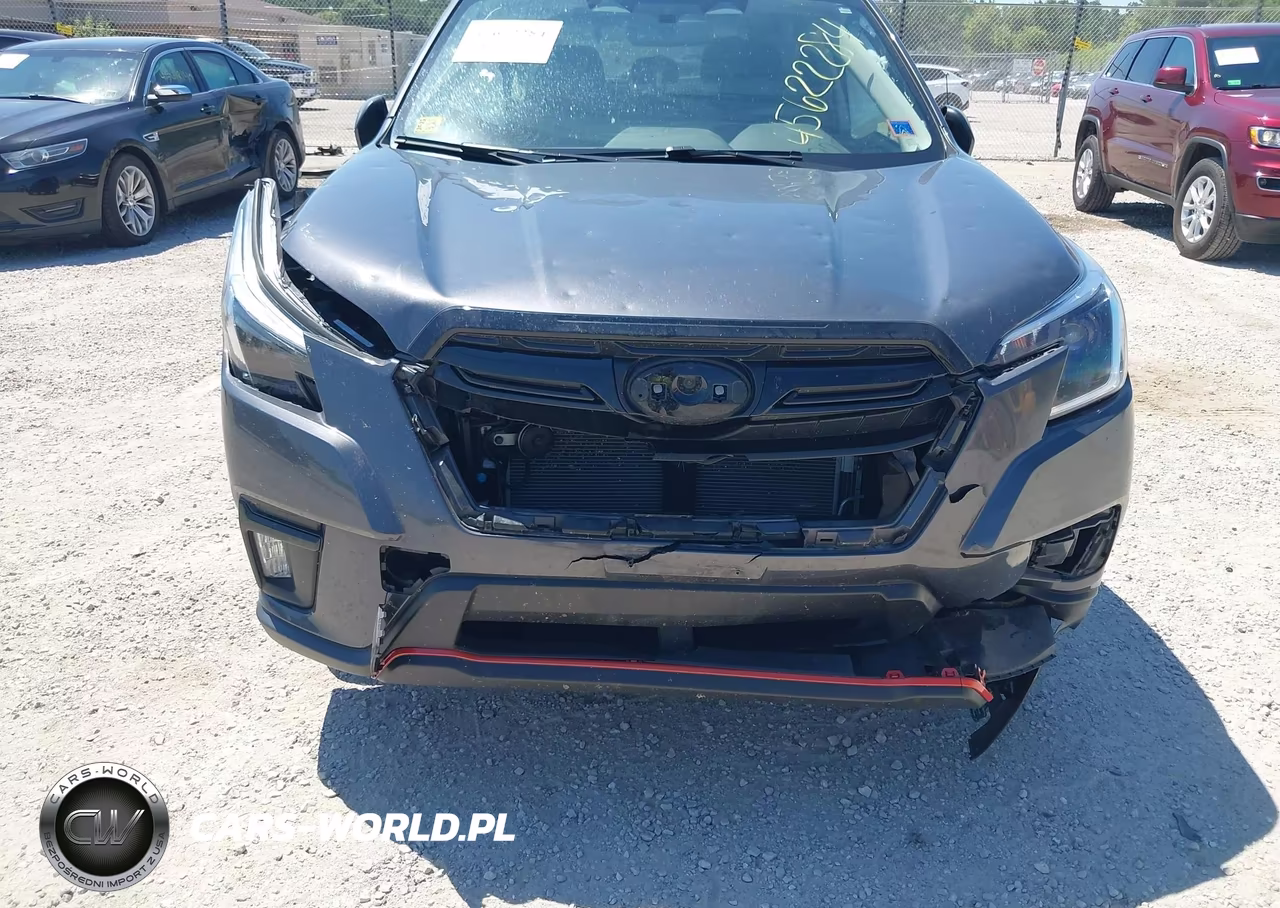 2022 Subaru Forester Sport VIN:JF2SKAJC8NH450152 - 6