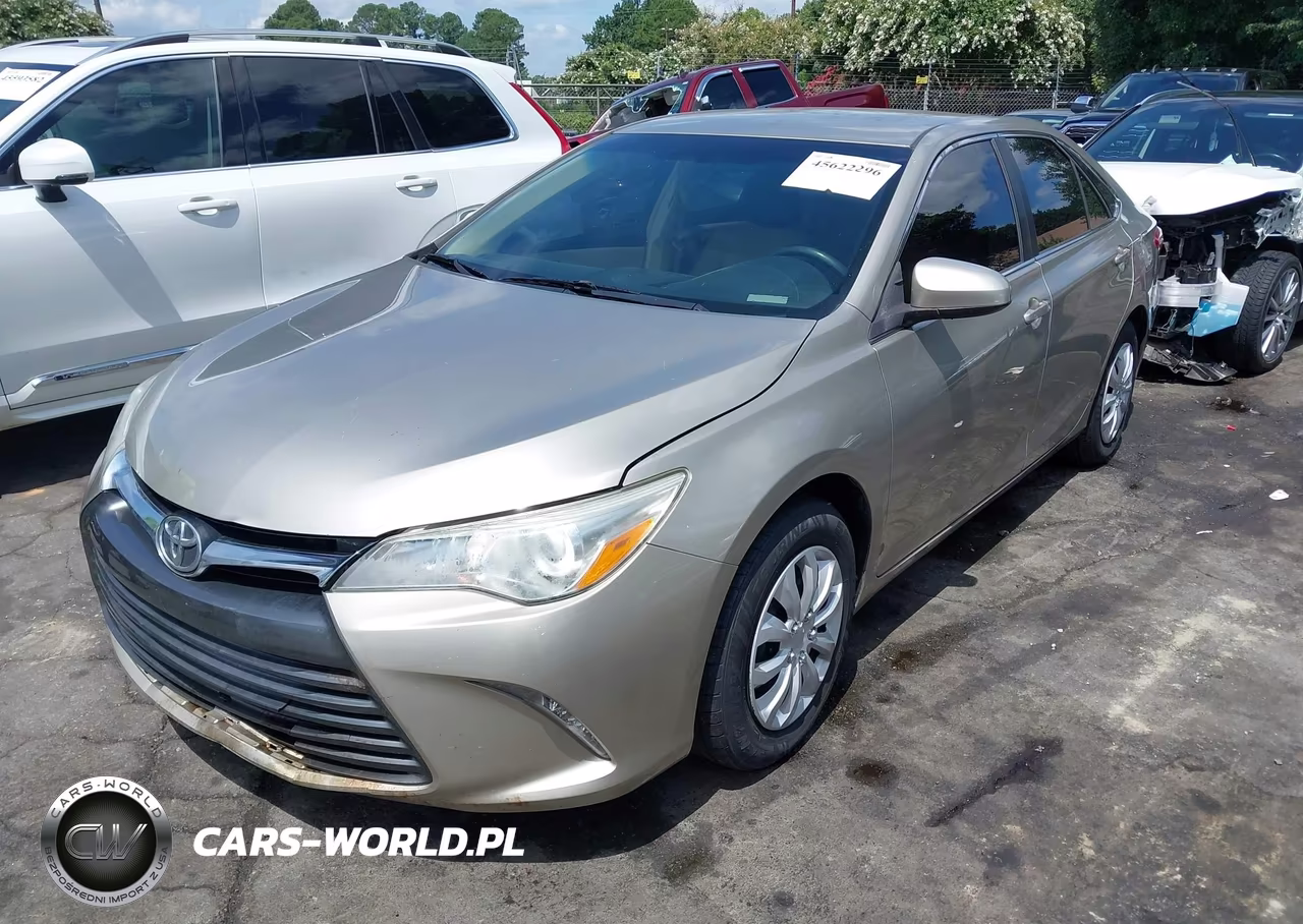 2016 Toyota Camry Le VIN:4T1BF1FK9GU142173 - 2