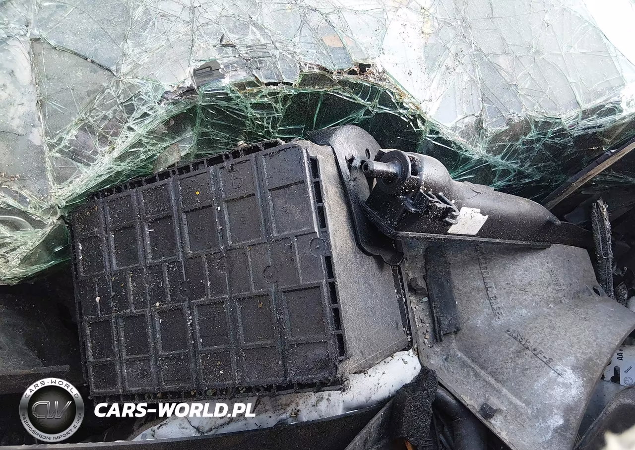2020 Hyundai Venue Sel VIN:KMHRC8A30LU013782 - 7
