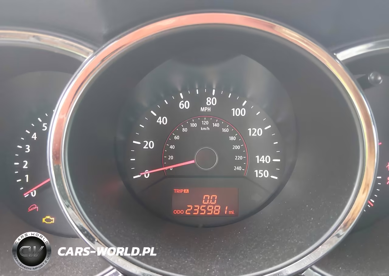 2011 Kia Sorento VIN:5XYKT3A17BG149432 - 7