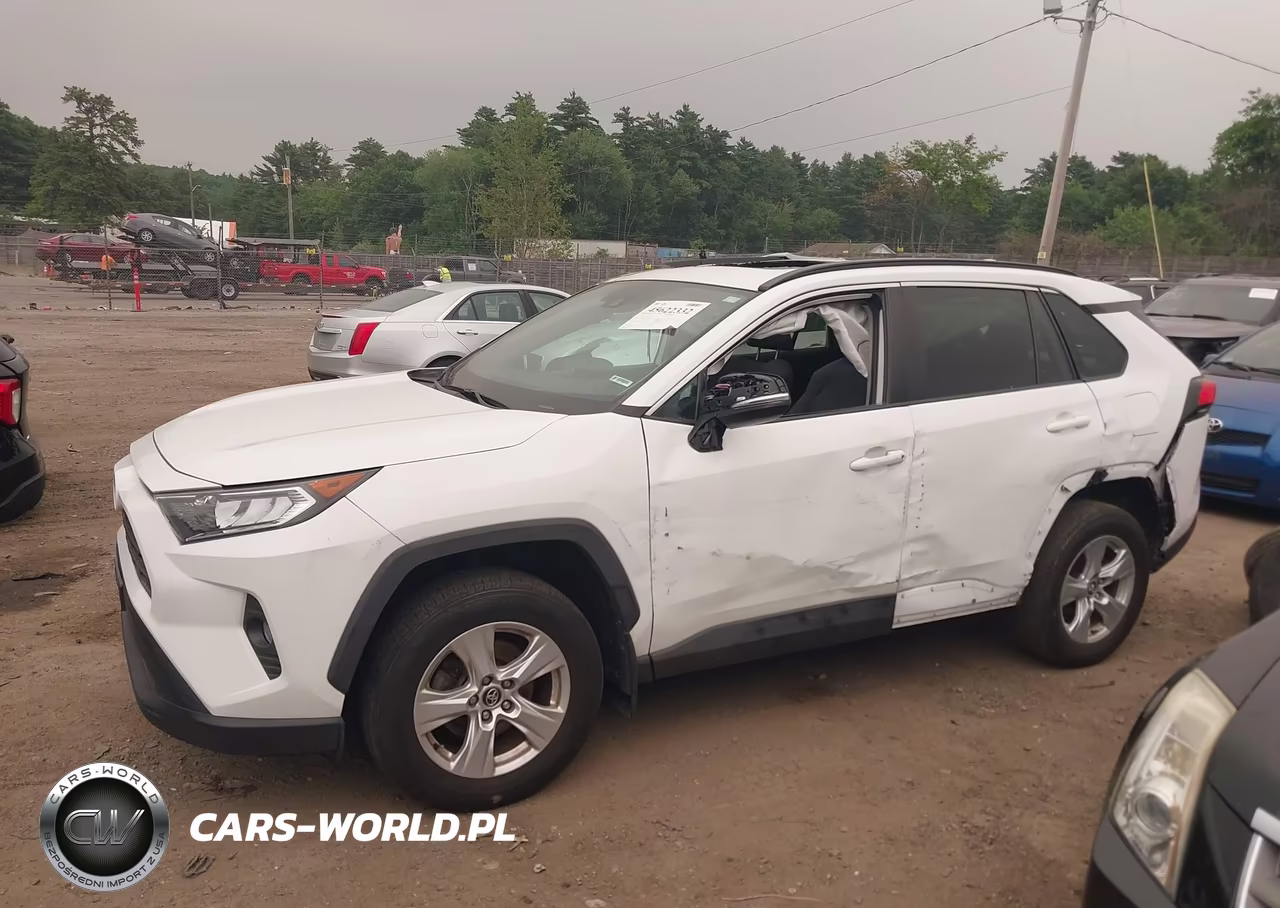 2020 Toyota Rav4 Xle VIN:2T3P1RFV5LW096551 - 15