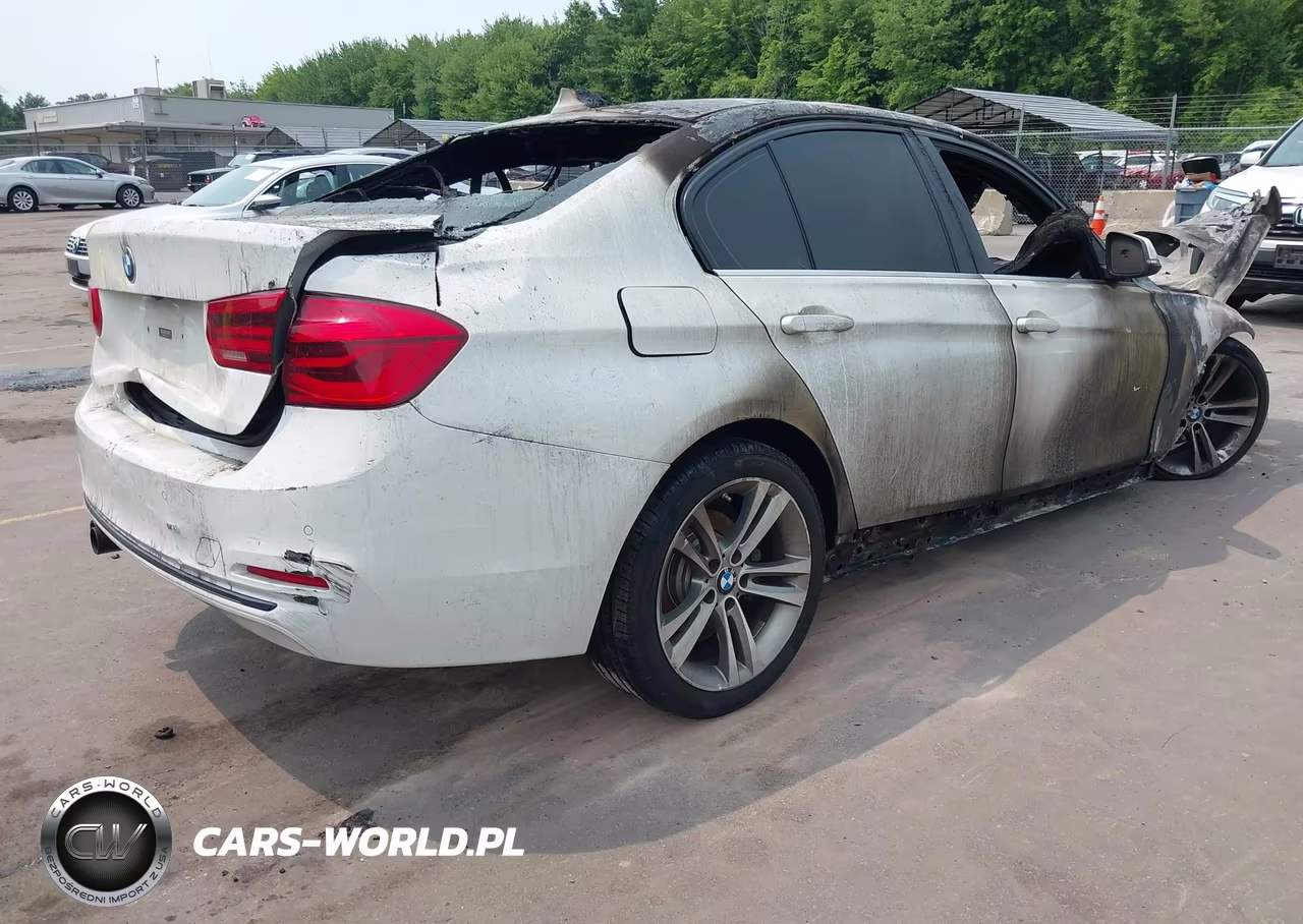 2017 BMW 330I xDrive VIN:WBA8D9C36HA011511 - 4