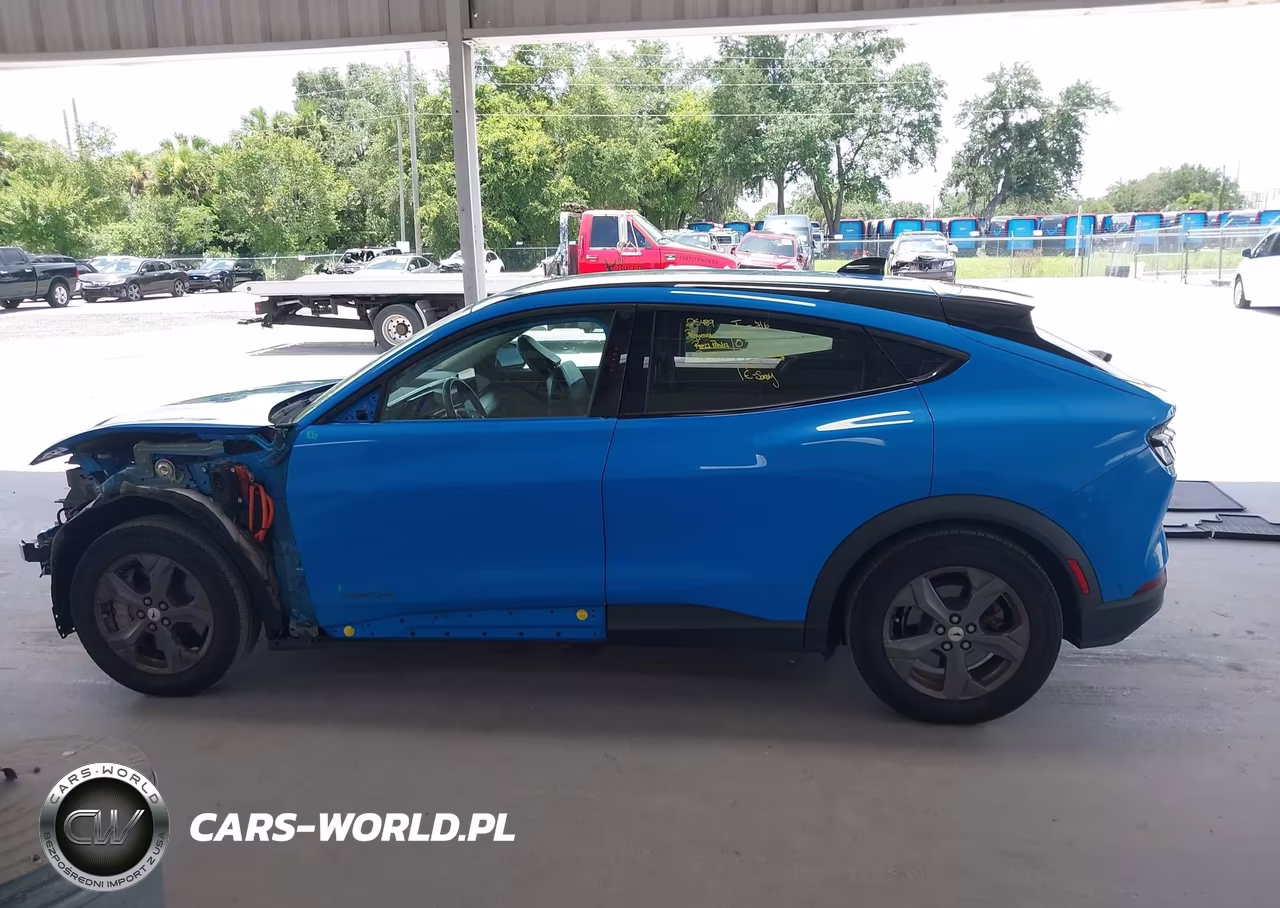 2023 Ford Mustang Mach-E Select VIN:3FMTK1RM8PMA40509 - 15
