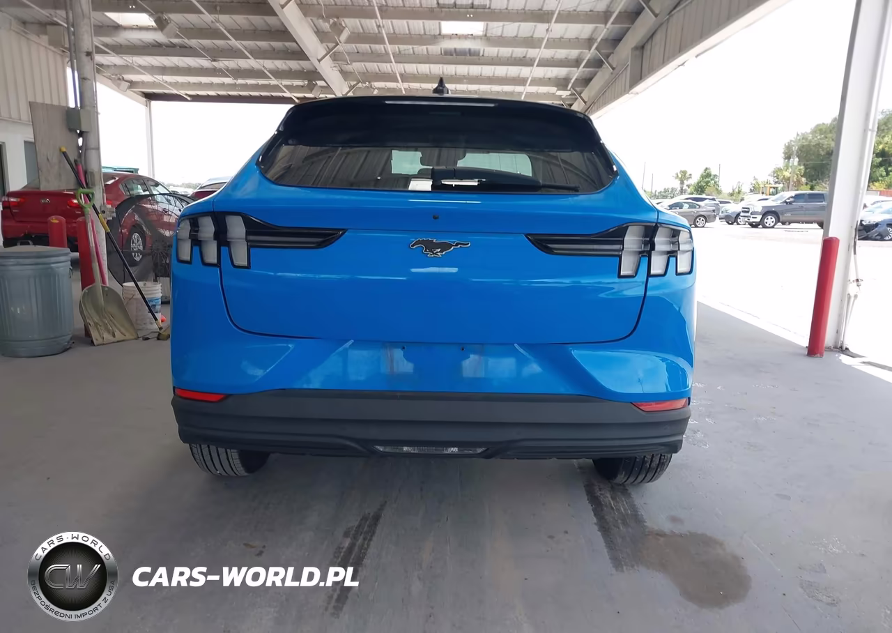 2023 Ford Mustang Mach-E Select VIN:3FMTK1RM8PMA40509 - 17