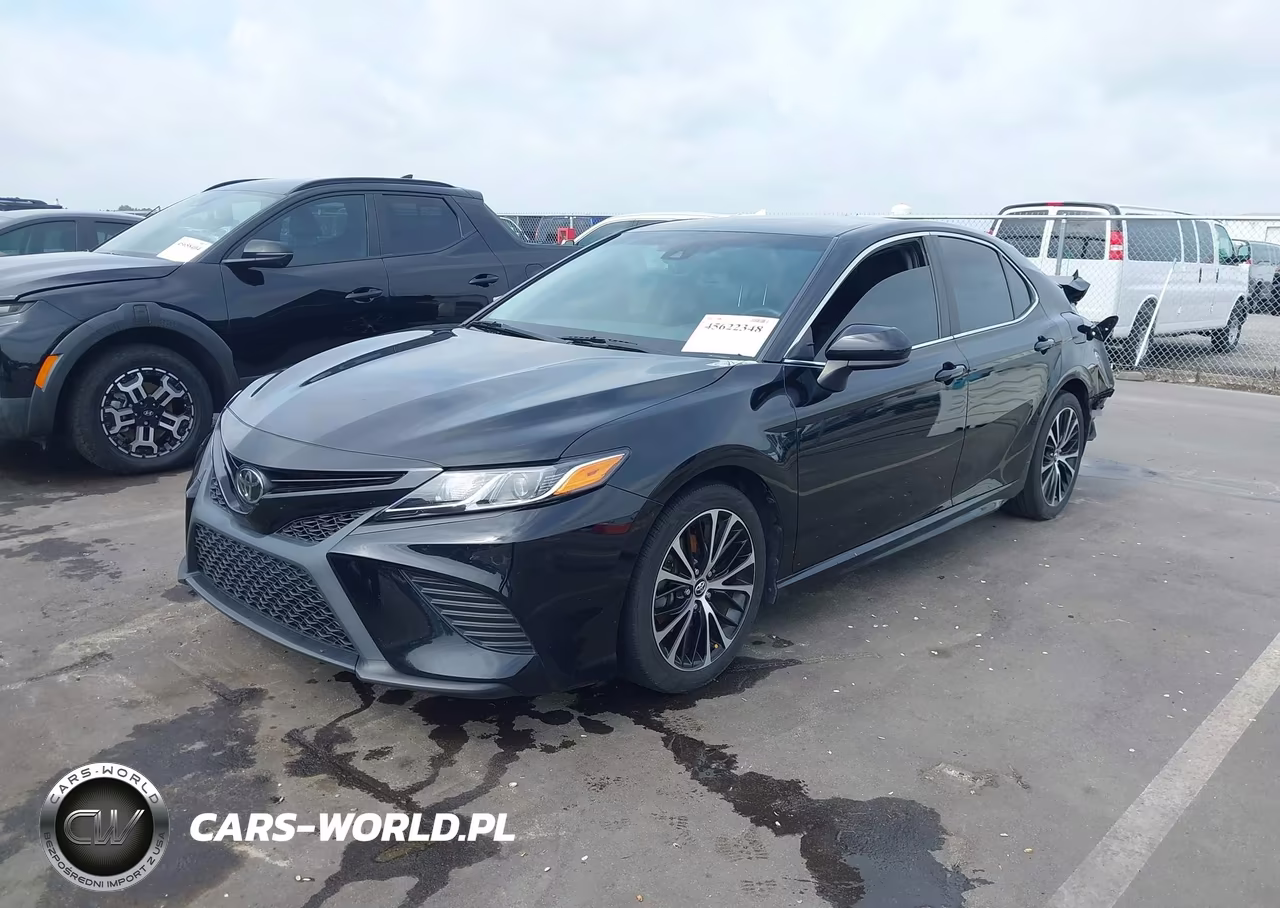 2018 Toyota Camry Se VIN:4T1B11HK5JU587352 - 2