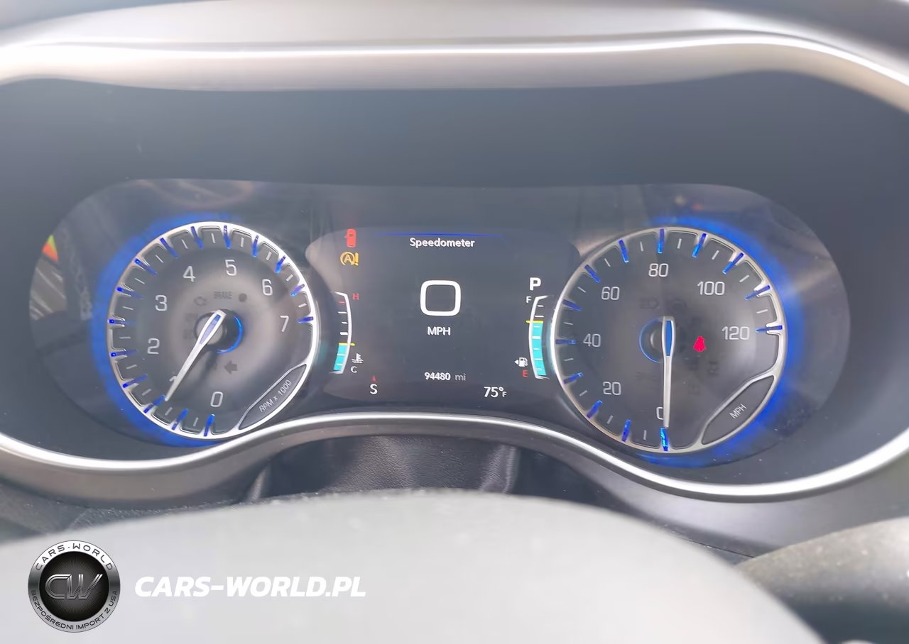 2022 Chrysler Pacifica Touring L VIN:2C4RC1BG9NR132590 - 7