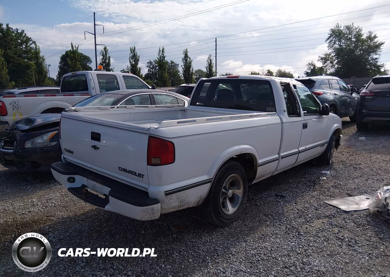 1998 Chevrolet S-10 Ls VIN:1GCCS19X5W8102465 - 4