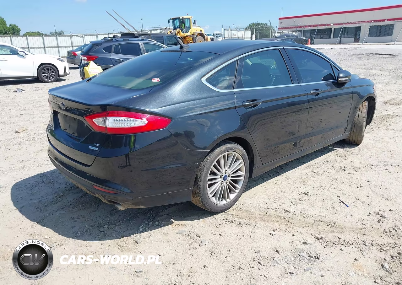 2015 Ford Fusion Se VIN:3FA6P0HD0FR249524 - 4