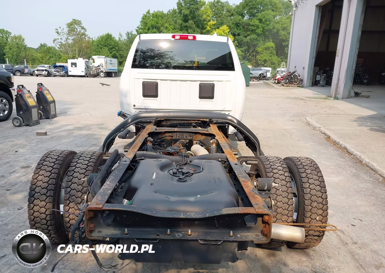 2024 Ram 5500 Chassis Tradesman-Slt VIN:3C7WRNBL2RG224192 - 8