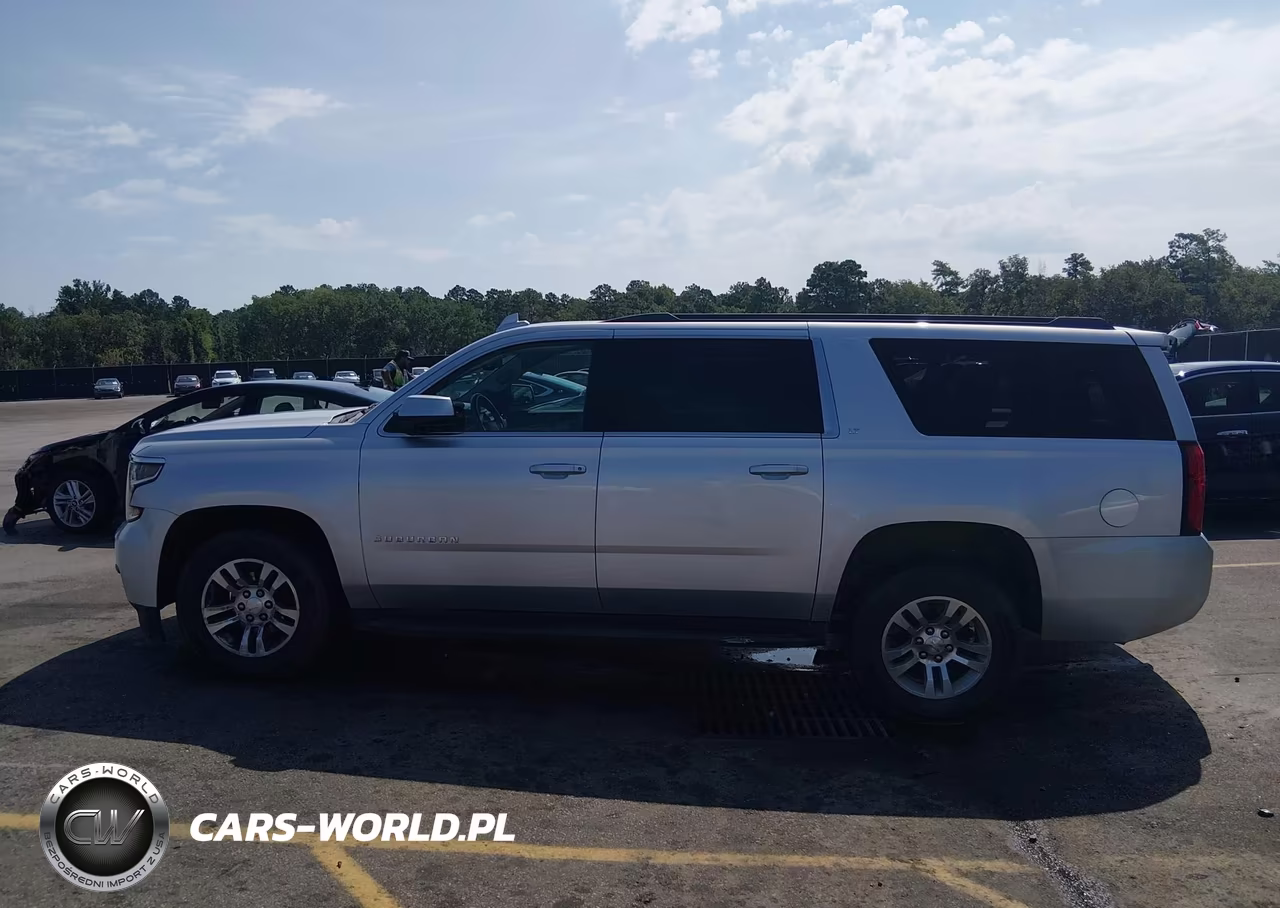 2019 Chevrolet Suburban Lt VIN:1GNSKHKC9KR406910 - 14