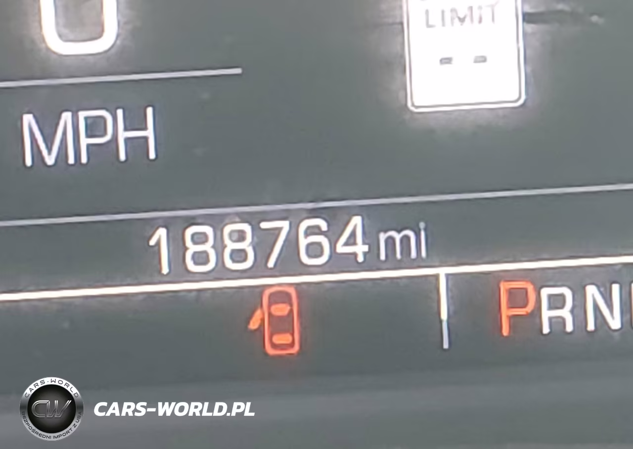 2019 Chevrolet Suburban Lt VIN:1GNSKHKC9KR406910 - 15