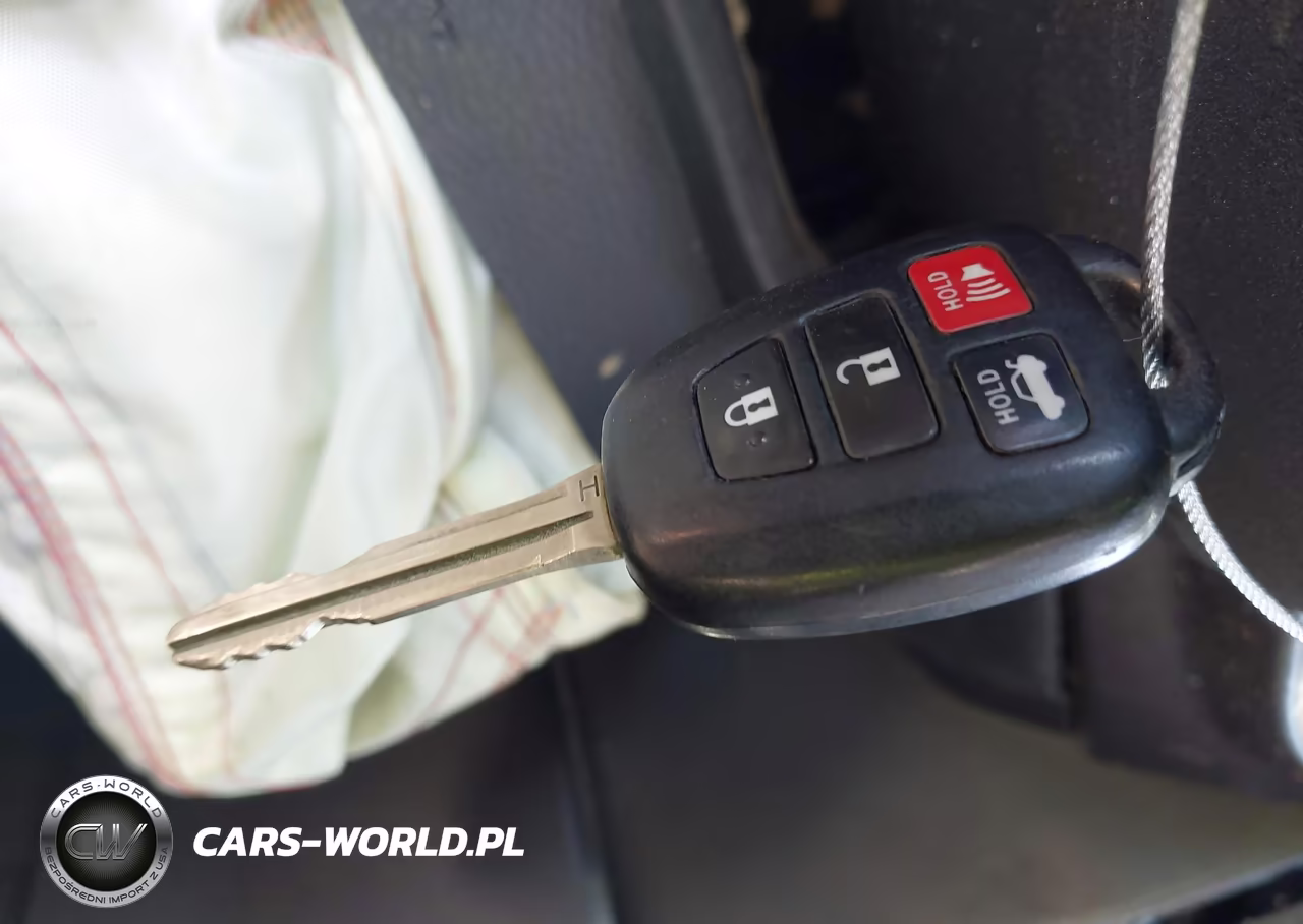 2015 Toyota Corolla S Plus VIN:2T1BURHE0FC322931 - 11