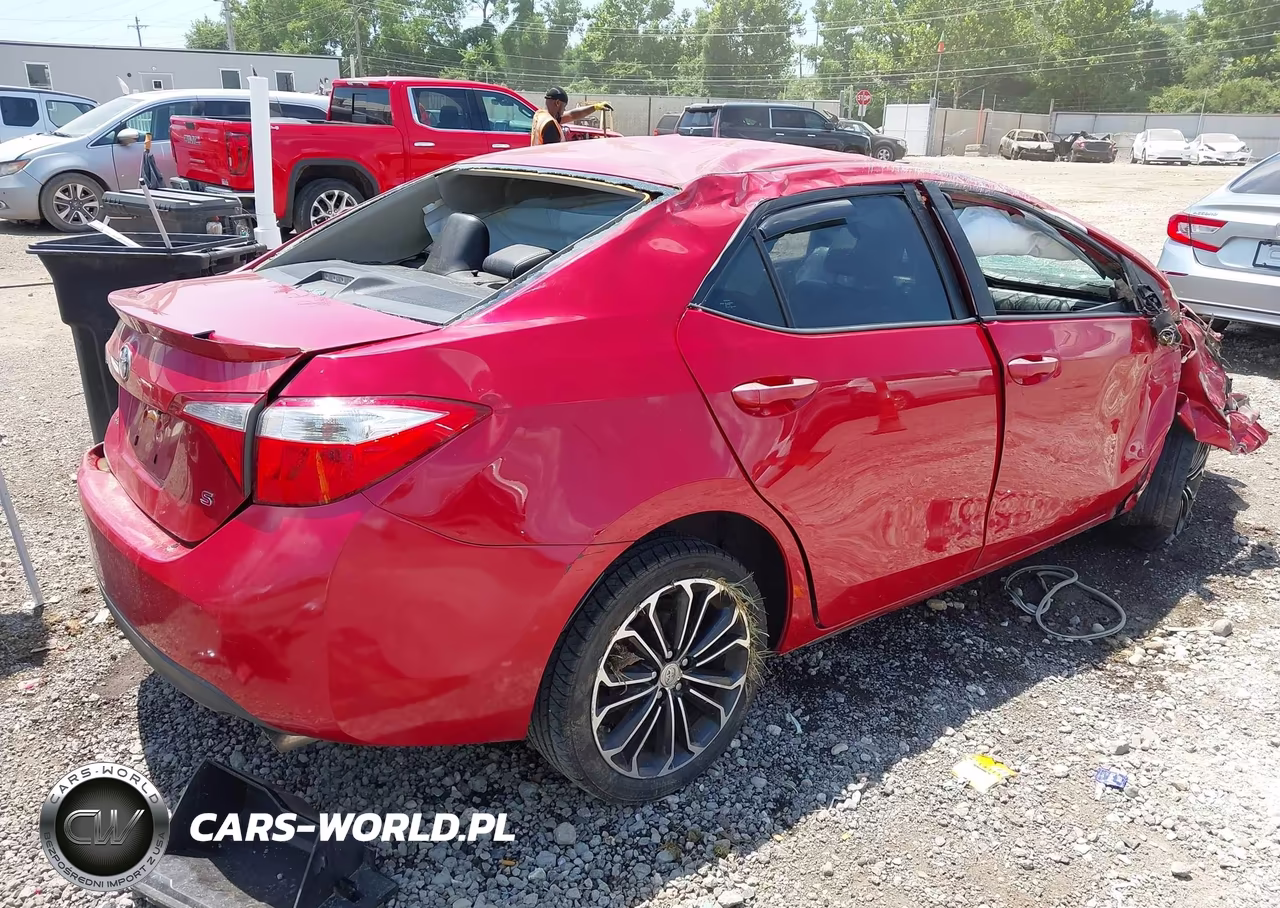 2015 Toyota Corolla S Plus VIN:2T1BURHE0FC322931 - 4