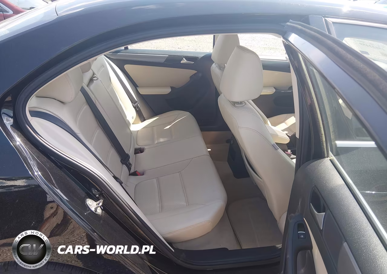 2015 Volkswagen Jetta 2.0L Tdi Se VIN:3VWLA7AJ8FM328232 - 8