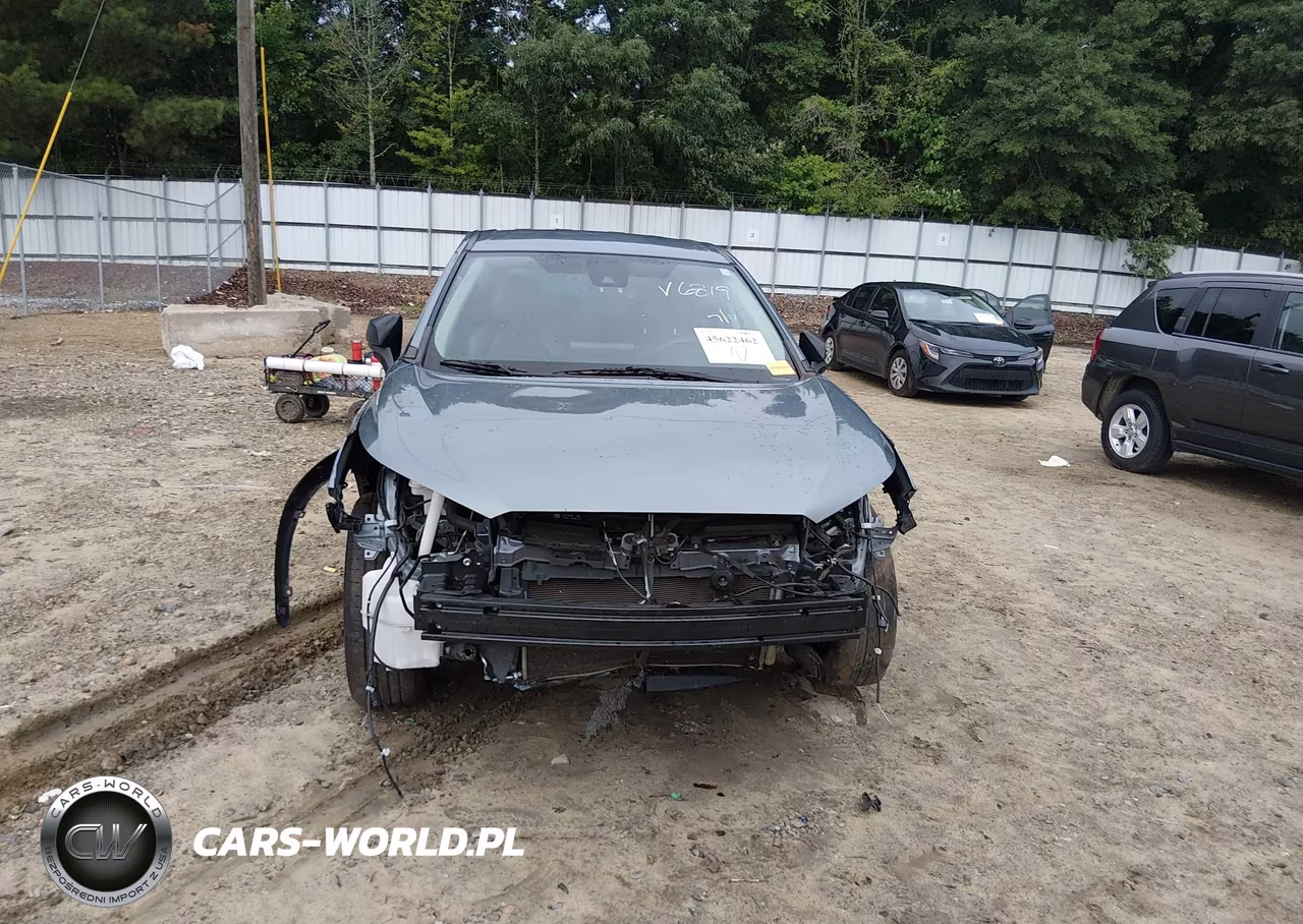 2022 Toyota Corolla Cross L VIN:7MUAAAAG8NV006819 - 12