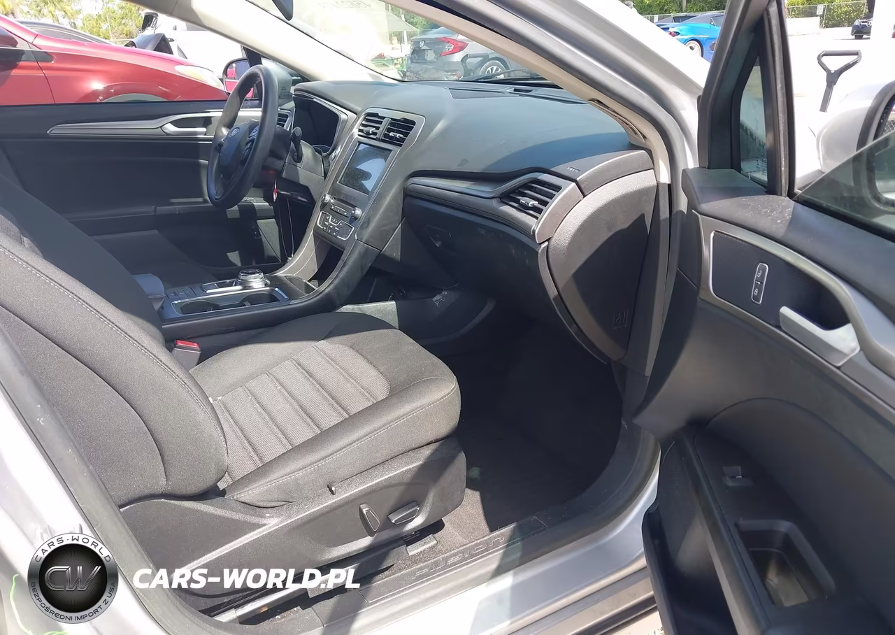 2018 Ford Fusion Hybrid Se VIN:3FA6P0LU0JR226907 - 5