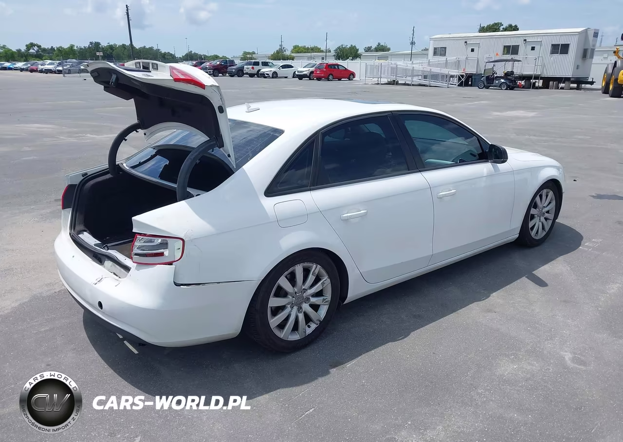 2013 Audi A4 2.0T Premium VIN:WAUBFAFLXDN030613 - 4