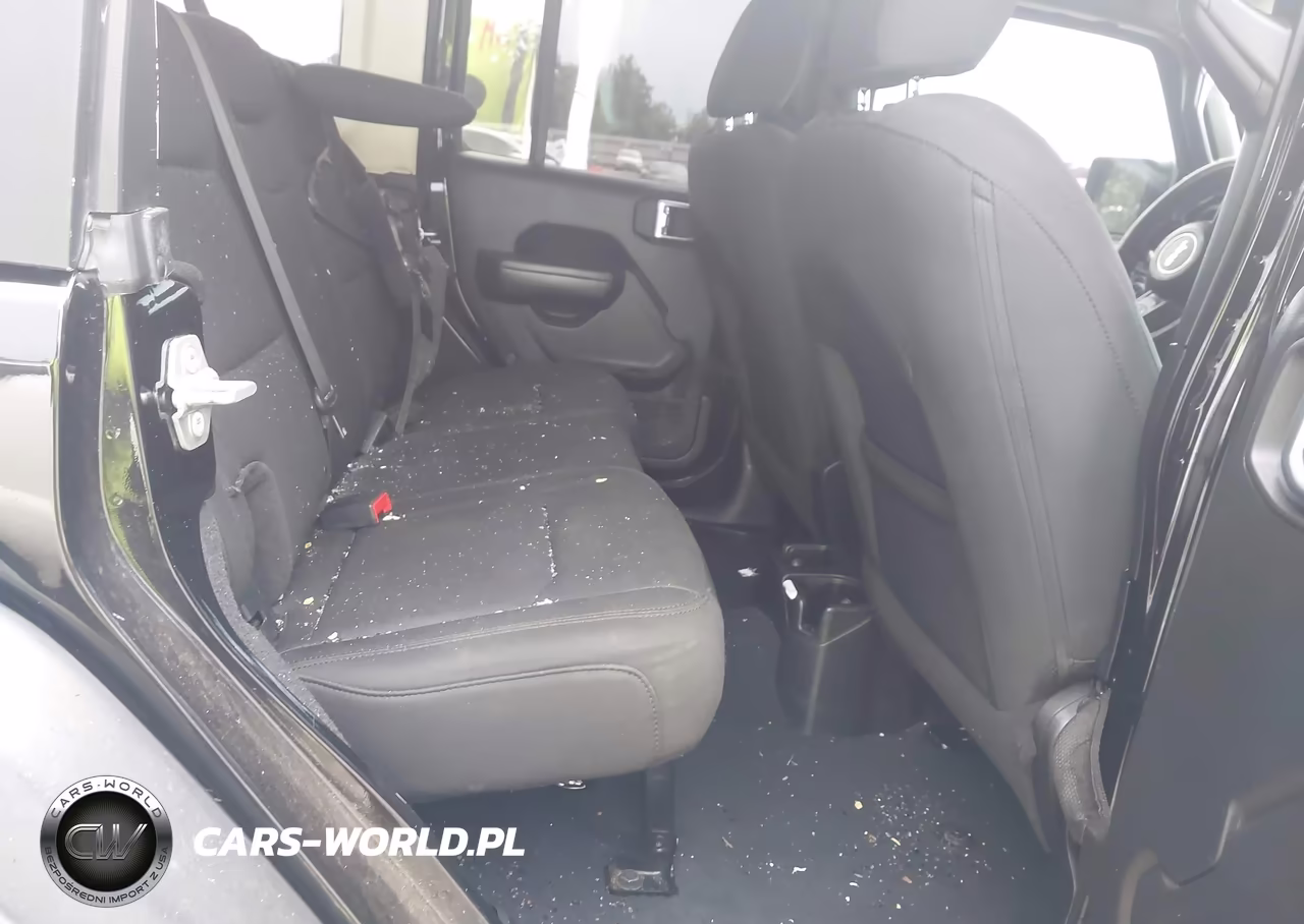 2019 Jeep Wrangler Unlimited Sport S 4X4 VIN:1C4HJXDG6KW504620 - 8