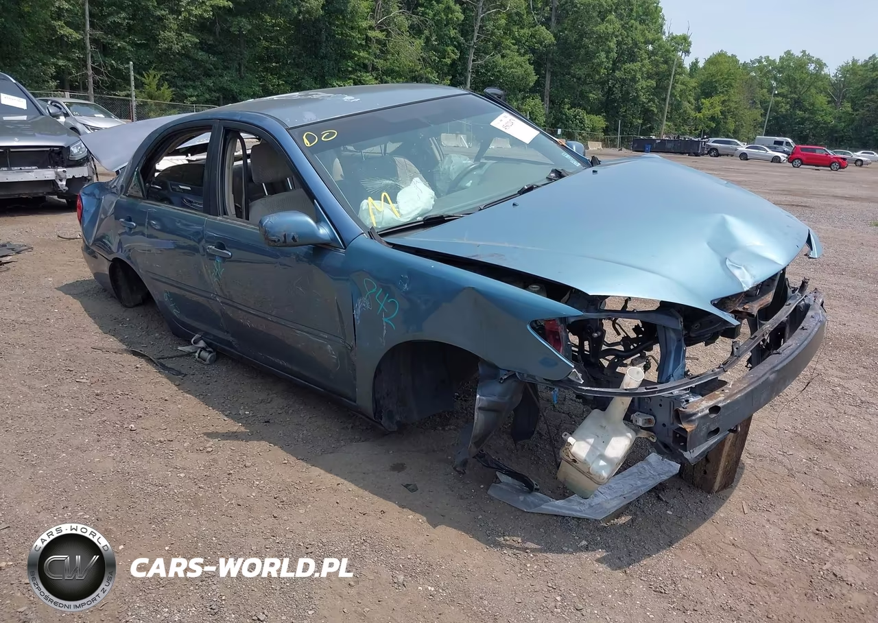 2003 Toyota Camry Le – zdjęcie 1 z 15
