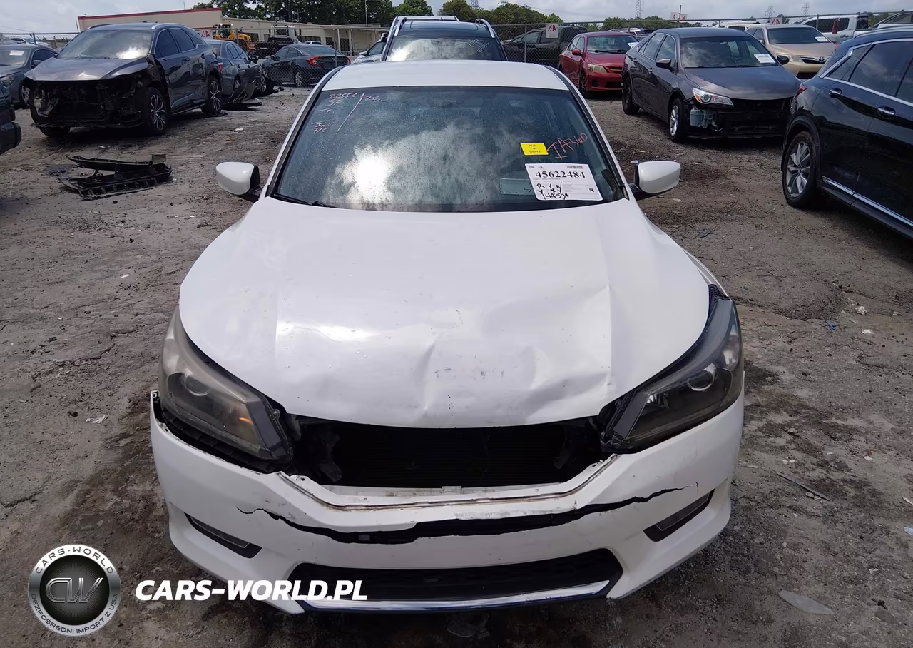 2015 Honda Accord Sport VIN:1HGCR2F55FA234740 - 13