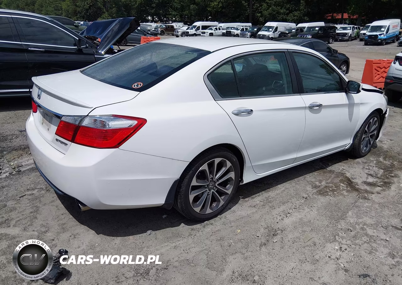 2015 Honda Accord Sport VIN:1HGCR2F55FA234740 - 4