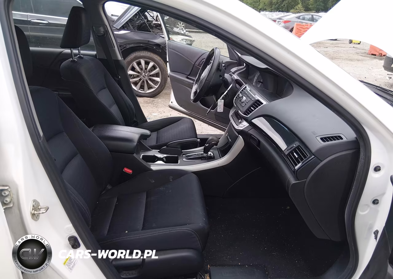 2015 Honda Accord Sport VIN:1HGCR2F55FA234740 - 5