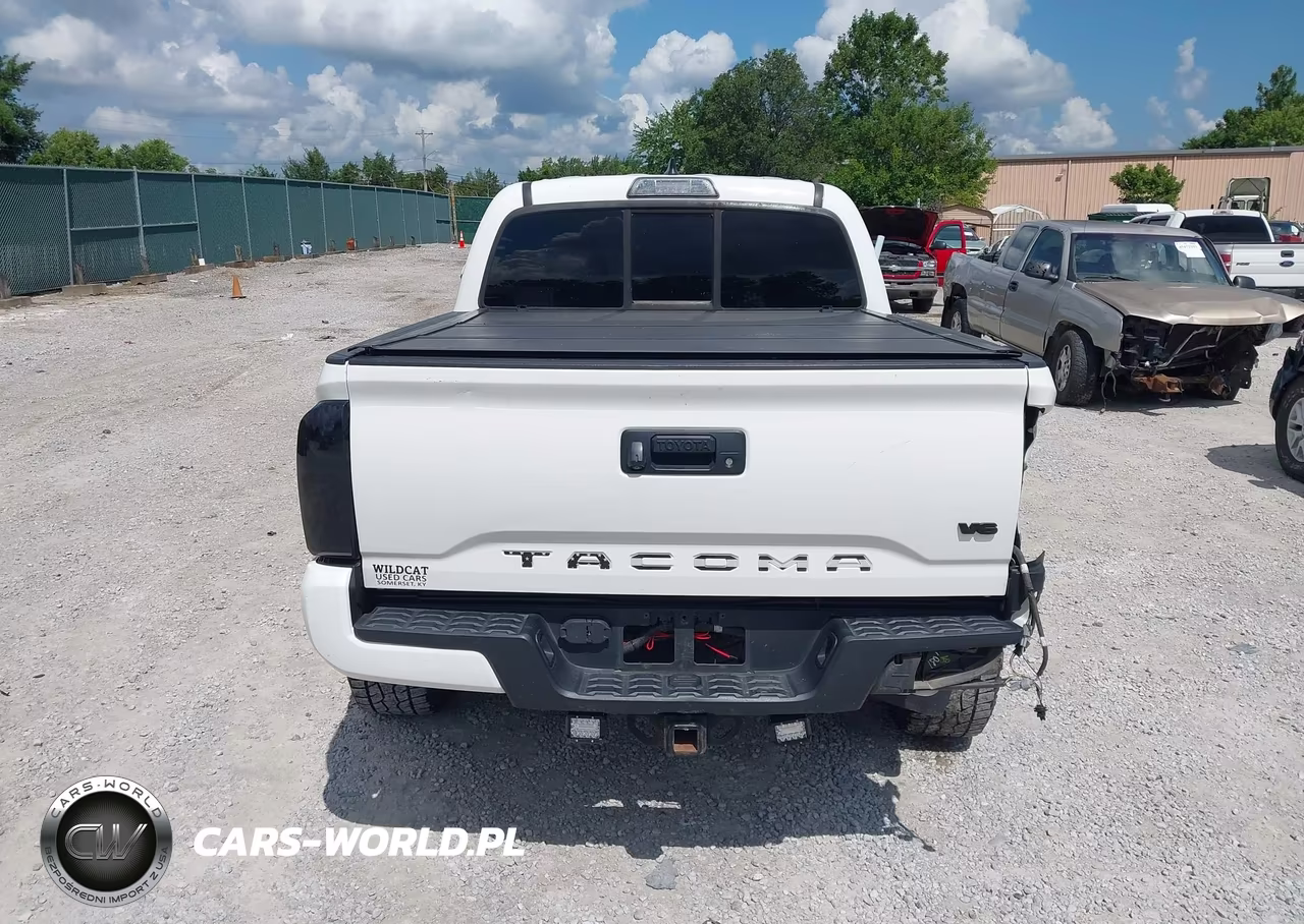2016 Toyota Tacoma Trd Sport VIN:3TMCZ5AN8GM035192 - 16