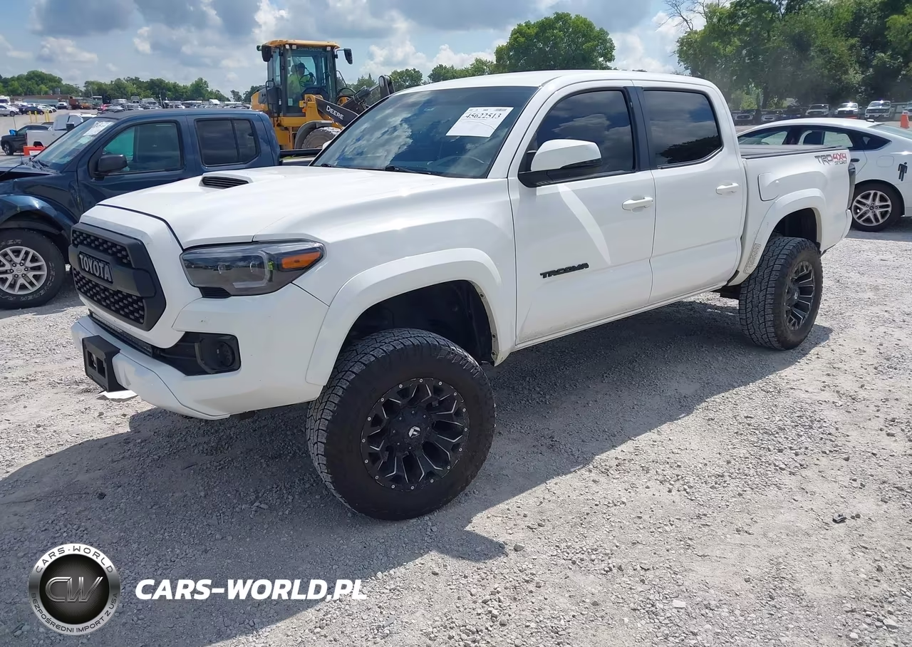2016 Toyota Tacoma Trd Sport VIN:3TMCZ5AN8GM035192 - 2