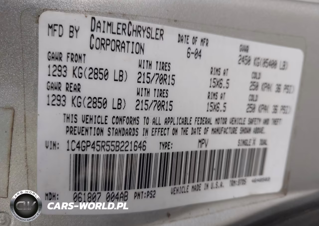 2005 Chrysler Town & Country VIN:1C4GP45R55B221646 - 9