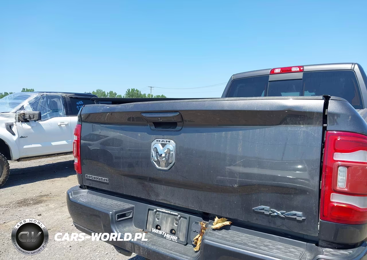 2019 Ram 2500 Big Horn 4X4 6'4 Box VIN:3C6UR5DJ6KG696599 - 18