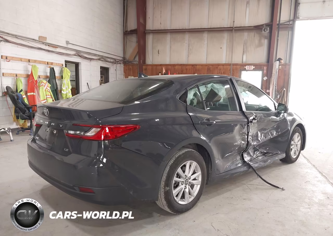 2025 Toyota Camry Le VIN:4T1DAACK3SU538345 - 4