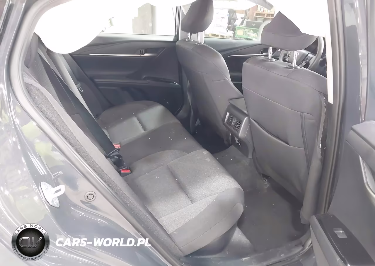 2025 Toyota Camry Le VIN:4T1DAACK3SU538345 - 8