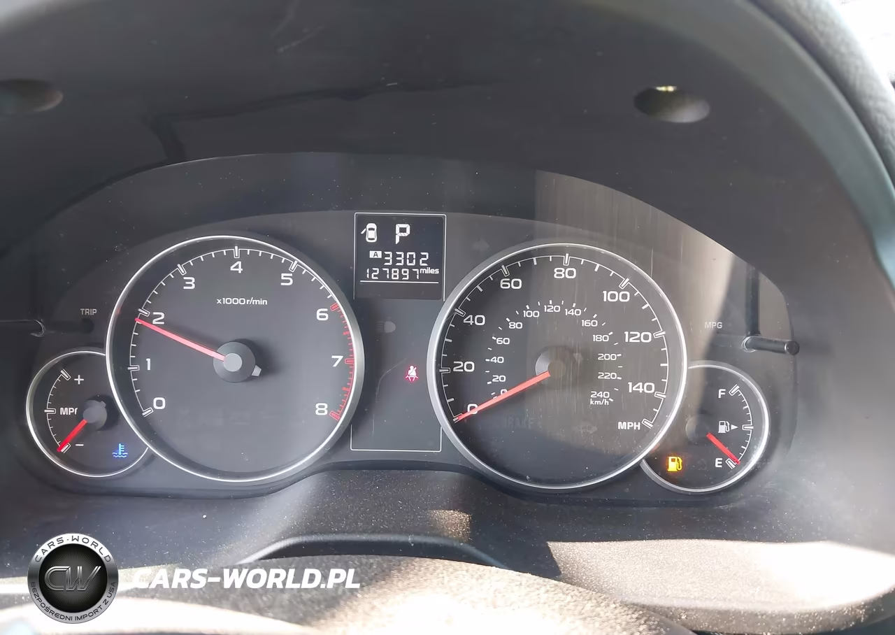 2014 Subaru Outback 2.5I Premium VIN:4S4BRBCC0E3260965 - 7