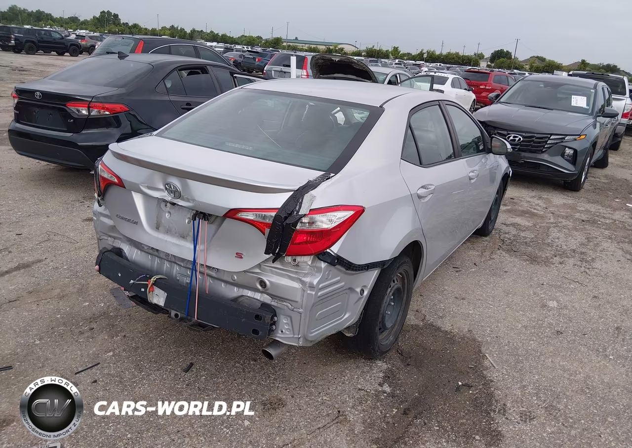 2016 Toyota Corolla S VIN:2T1BURHE2GC525384 - 4
