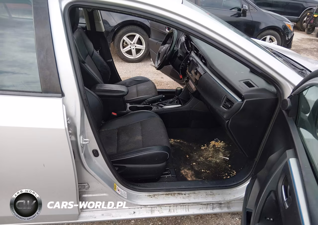 2016 Toyota Corolla S VIN:2T1BURHE2GC525384 - 5