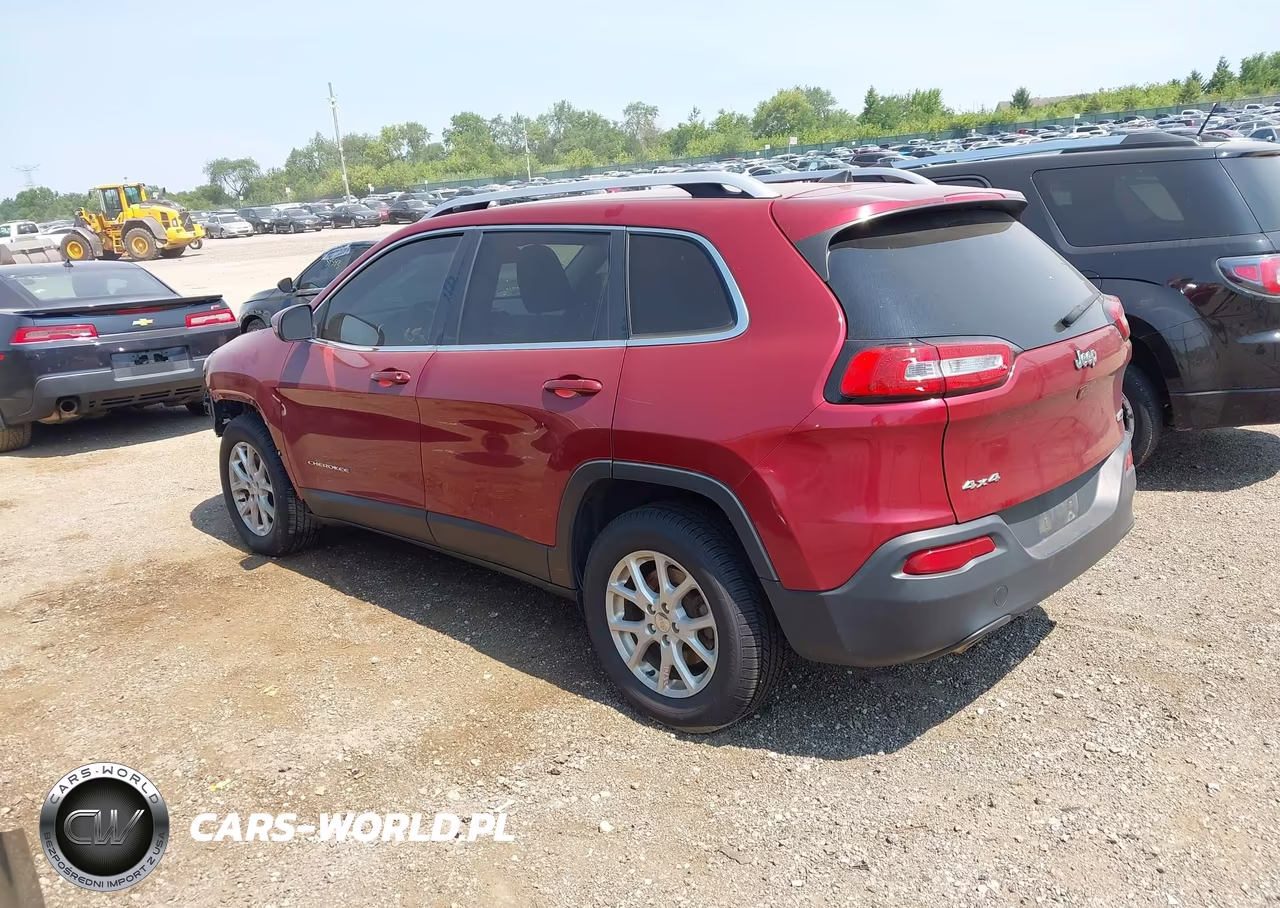 2017 Jeep Cherokee Latitude VIN:1C4PJMCB1HW658368 - 3