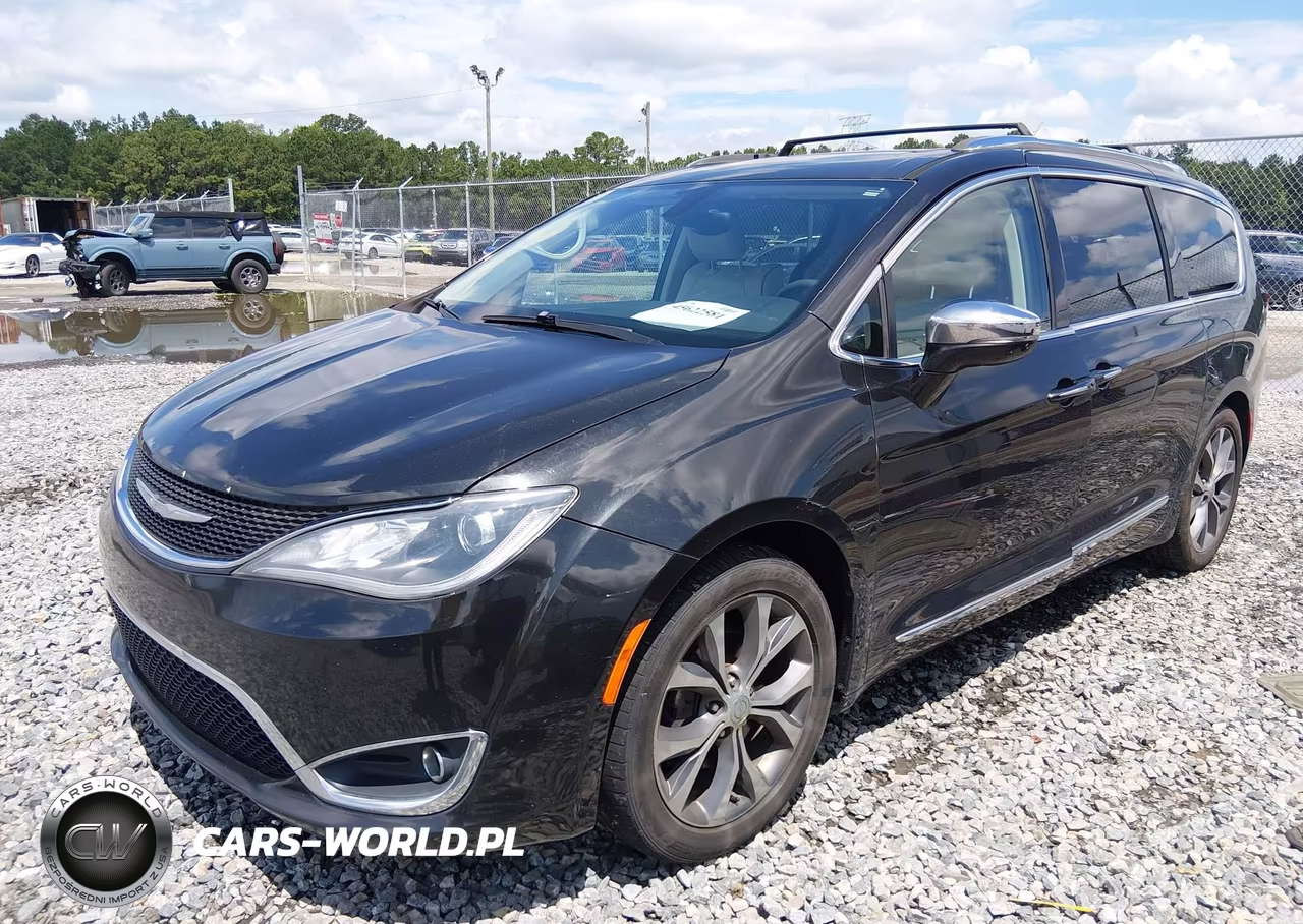 2017 Chrysler Pacifica Limited VIN:2C4RC1GG5HR762992 - 2