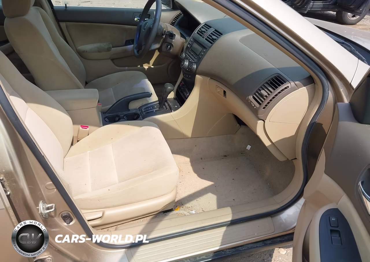 2003 Honda Accord Sdn Lx VIN:1HGCM56323A130541 - 5
