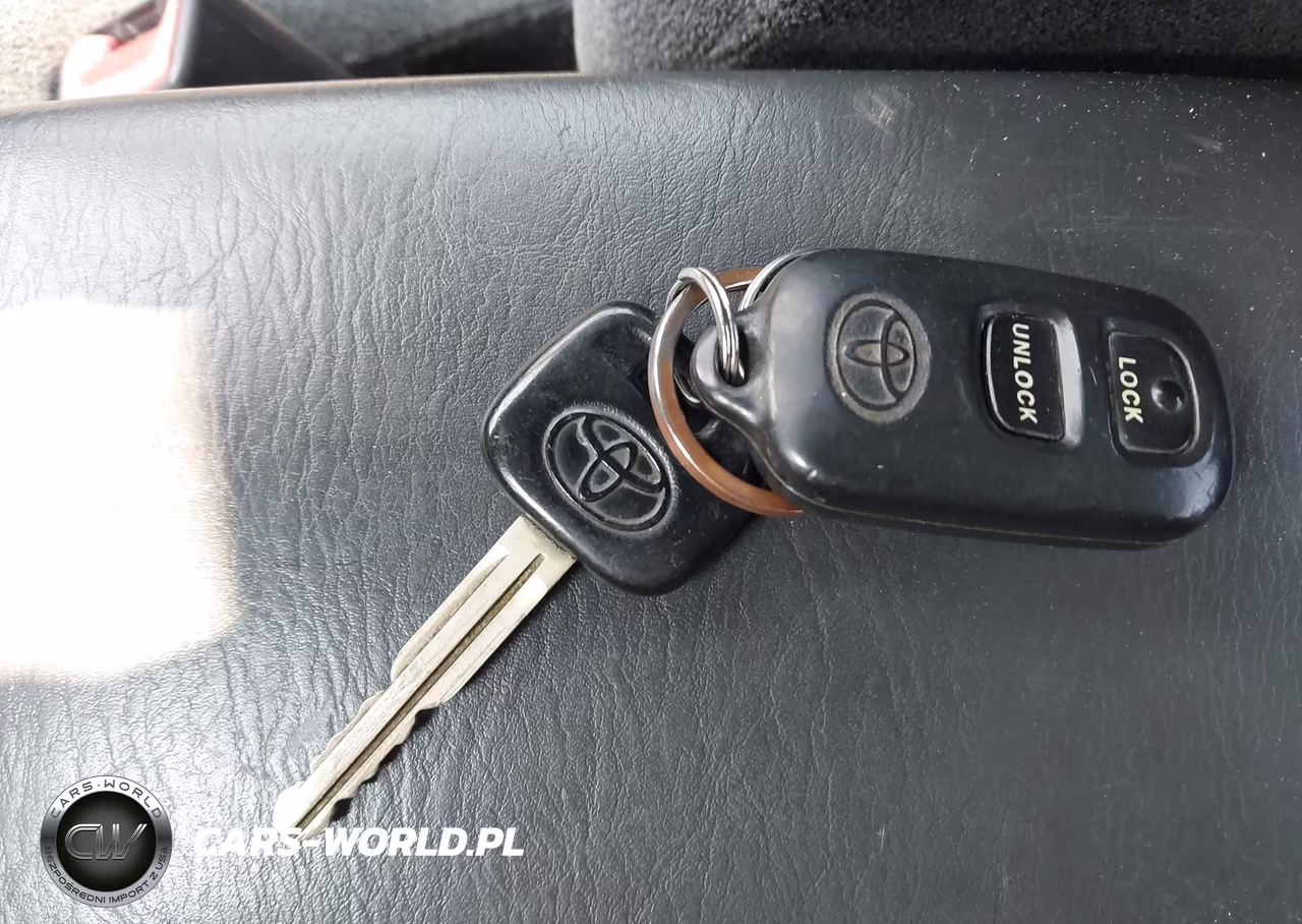 2003 Toyota Corolla S VIN:1NXBR32E13Z160910 - 11