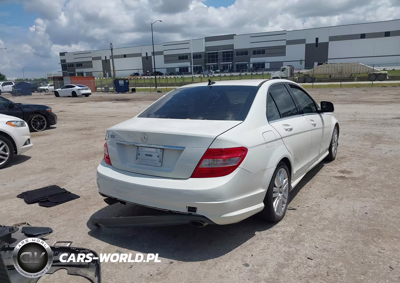 2009 Mercedes-Benz C 300 Luxury-Sport VIN:WDDGF54X29F213890 - 4