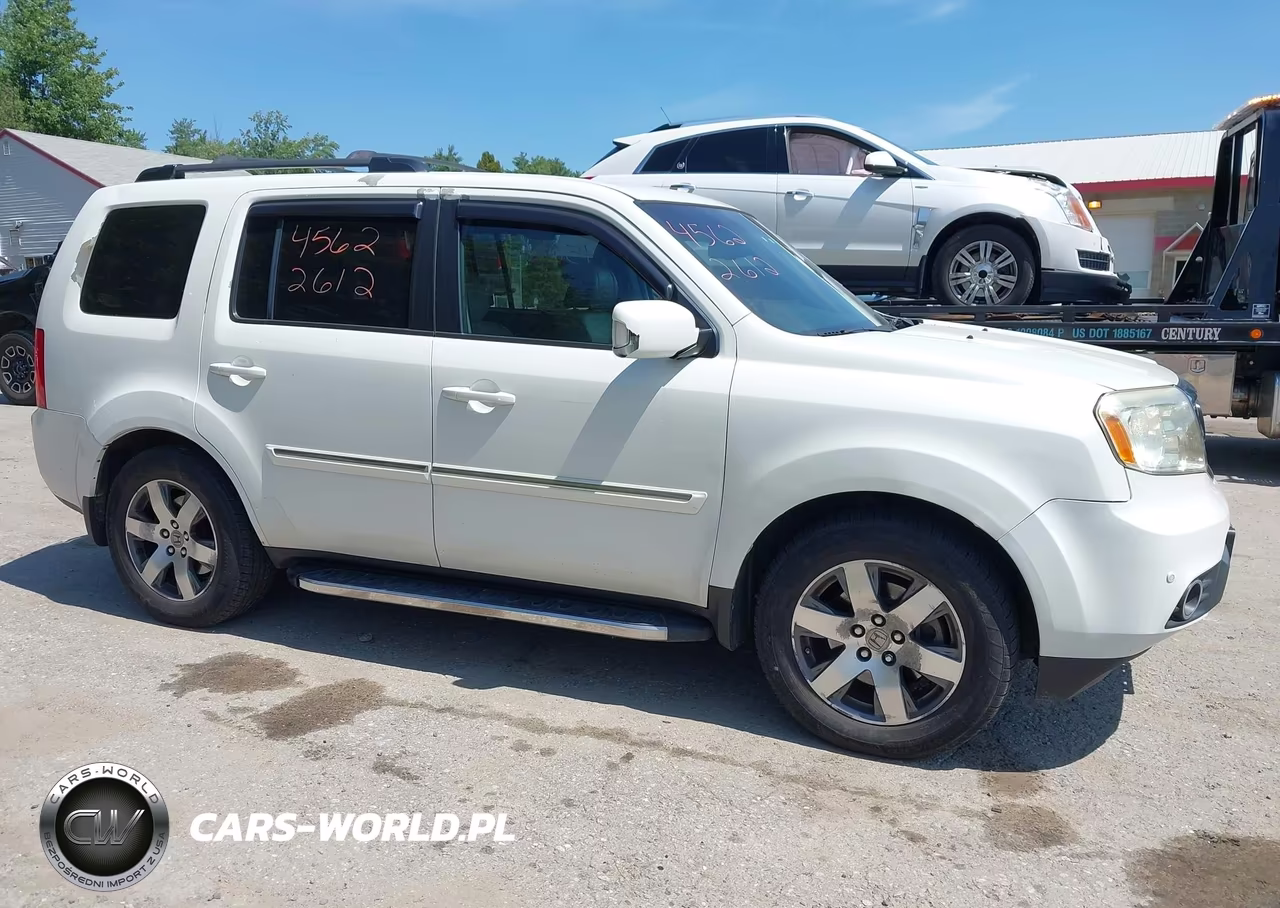 2013 Honda Pilot Touring VIN:5FNYF4H98DB011654 - 13