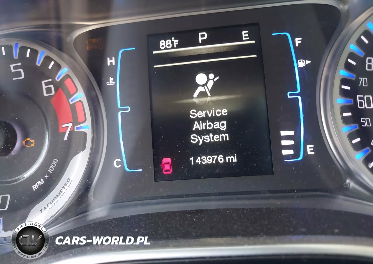 2015 Chrysler 200 Limited VIN:1C3CCCAB5FN679043 - 15