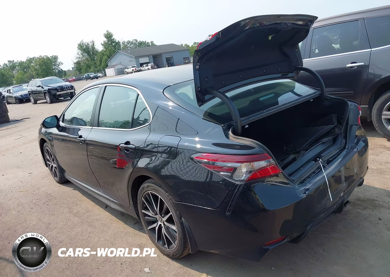 2024 Toyota Camry Se VIN:4T1G11AK0RU889112 - 3