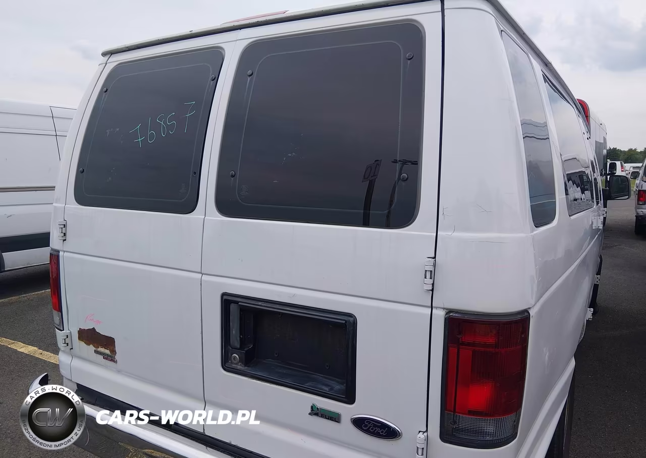 2013 Ford E-350 Super Duty Xl-Xlt VIN:1FBSS3BL5DDA61214 - 4